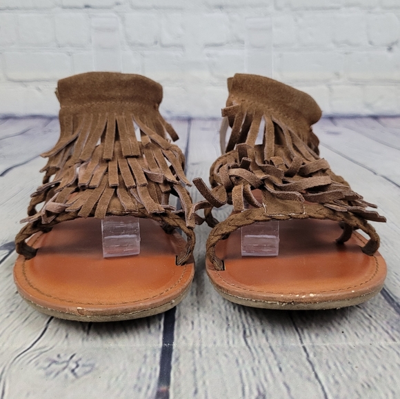 AMERICAN EAGLE | fringe braided boho gladiator sandals - Picture 6 of 10